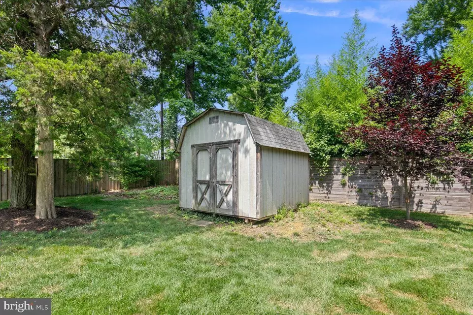 Exterior - 9026 Mcnair Dr, Alexandria, VA 22309 photo 10 of 12