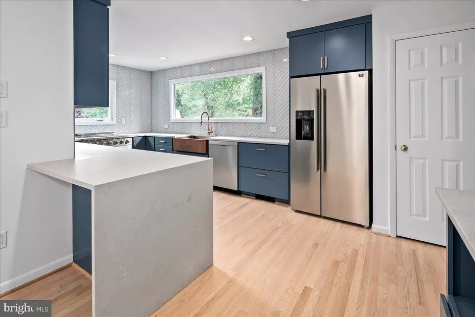 Kitchen - 9026 Mcnair Dr, Alexandria, VA 22309 photo 3 of 6