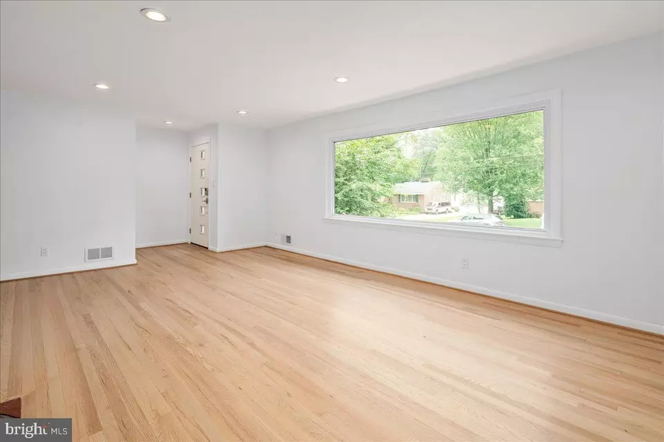 Living - 9026 Mcnair Dr, Alexandria, VA 22309 photo 5 of 11