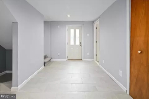 Entry Way - 9026 Mcnair Dr, Alexandria, VA 22309 photo 1 of 2