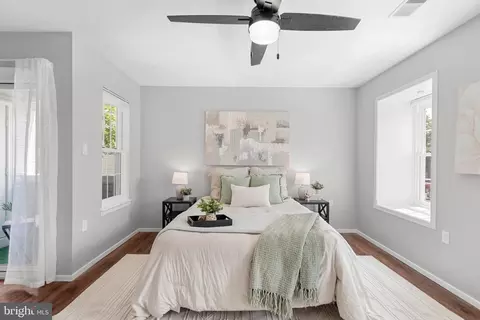 Bedroom - 7826 Harrowgate Cir #D, Springfield, VA 22152 photo 3 of 3