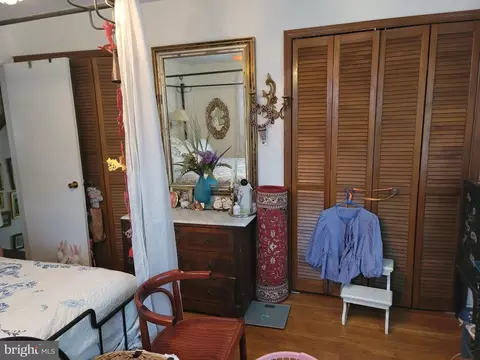 6910 Gilbert St, Springfield, VA 22150 photo 11