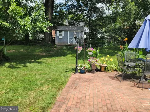 6910 Gilbert St, Springfield, VA 22150 photo 24