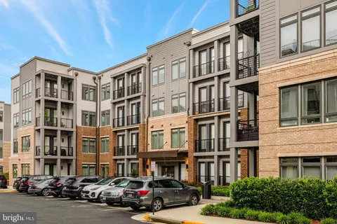 Exterior - 1675 Bandit Loop #103B, Reston, VA 20190 photo 2 of 6