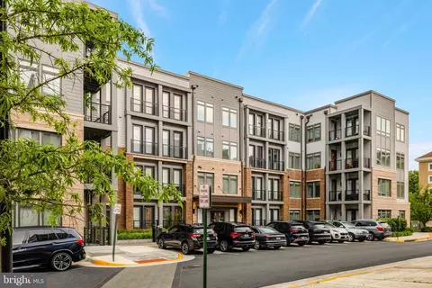 Exterior - 1675 Bandit Loop #103B, Reston, VA 20190 photo 4 of 6