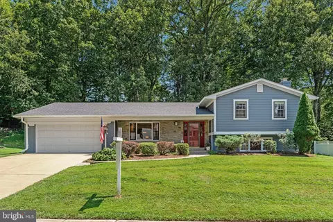 2613 E Meredith Dr, Vienna, VA 22181
