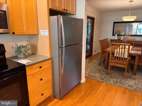 2613 E Meredith Dr, Vienna, VA 22181 photo 10