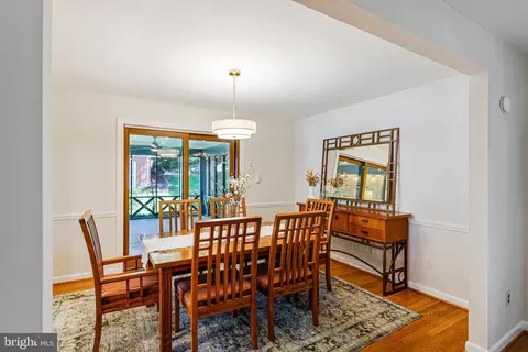2613 E Meredith Dr, Vienna, VA 22181 photo 12
