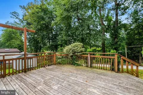 Exterior - 7615 Springfield Hills Dr, Springfield, VA 22153 photo 11 of 16