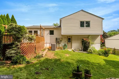 Exterior - 7615 Springfield Hills Dr, Springfield, VA 22153 photo 16 of 16