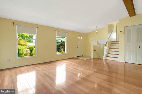 Living - 7615 Springfield Hills Dr, Springfield, VA 22153 photo 4 of 8