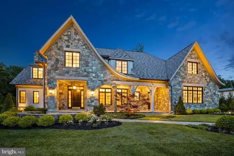 954 Mackall Farms Ln, Mclean, VA 22101