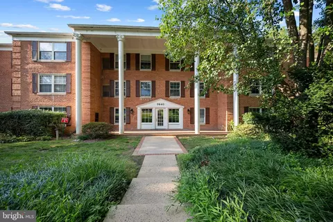 7640 Provincial Dr #203, Mclean, VA 22102