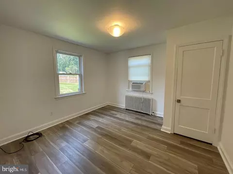 Bedroom - 650 Walker Rd, Great Falls, VA 22066 photo 1 of 1