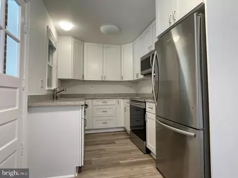 Kitchen - 650 Walker Rd, Great Falls, VA 22066 photo 1 of 4