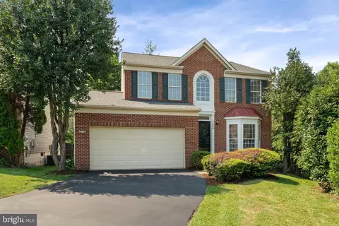 7873 Cranford Farm Cir, Lorton, VA 22079