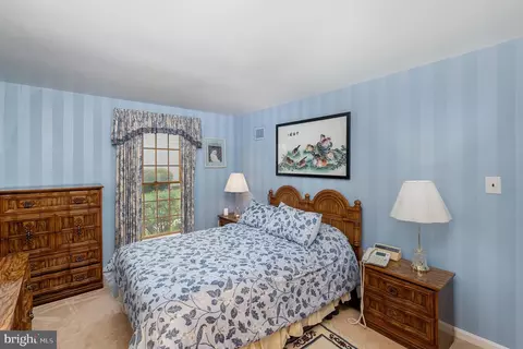 Bedroom - 9177 Broken Oak Pl, Burke, VA 22015 photo 2 of 2