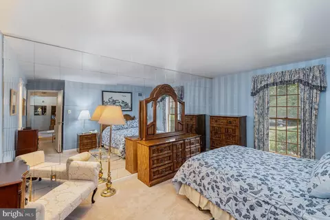 Bedroom - 9177 Broken Oak Pl, Burke, VA 22015 photo 1 of 2