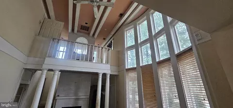 Living - 1650 Kirby Rd, Mclean, VA 22101 photo 1 of 1