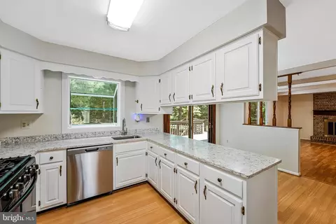 Kitchen - 2305 Acton Dr, Reston, VA 20191 photo 2 of 3