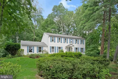 Exterior - 2305 Acton Dr, Reston, VA 20191 photo 11 of 14