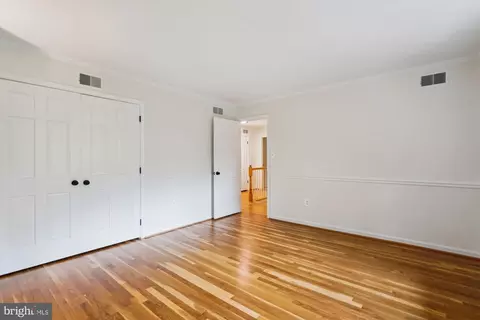 7621 Burford Dr, Mclean, VA 22102 photo 38