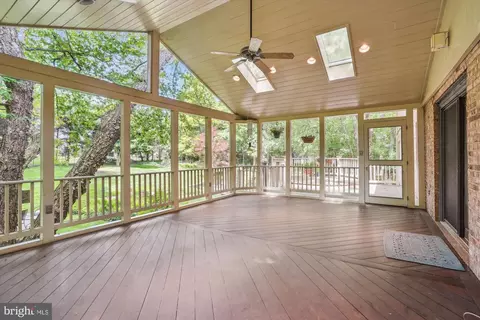 7621 Burford Dr, Mclean, VA 22102 photo 24