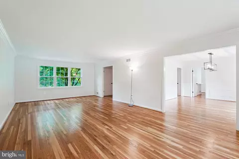 7621 Burford Dr, Mclean, VA 22102 photo 6