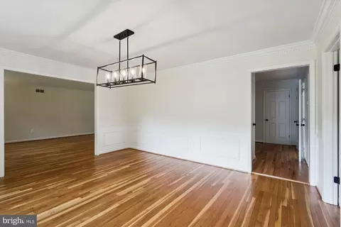 7621 Burford Dr, Mclean, VA 22102 photo 8
