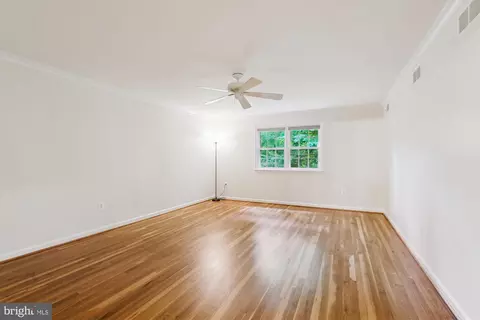 7621 Burford Dr, Mclean, VA 22102 photo 30