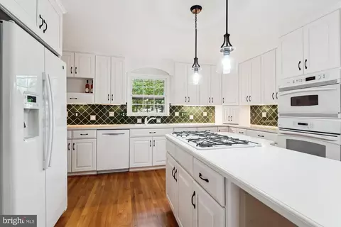 7621 Burford Dr, Mclean, VA 22102 photo 11