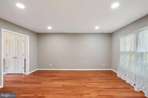 6026 Haverhill Ct, Springfield, VA 22152 photo 6