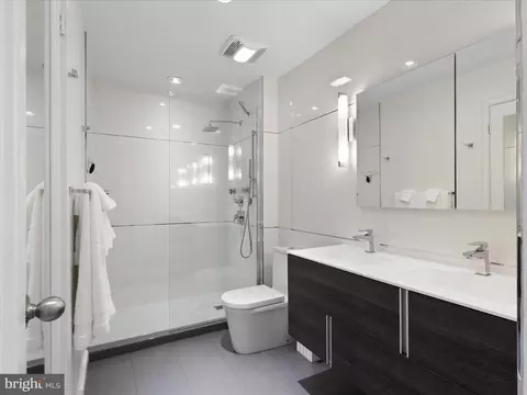 Bath - 1451 Waterfront Rd, Reston, VA 20194 photo 5 of 6