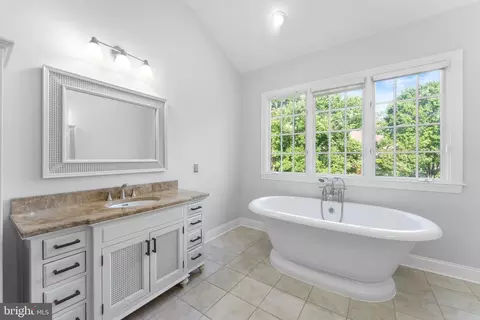 Bath - 12016 Creekbend Dr, Reston, VA 20194 photo 1 of 6
