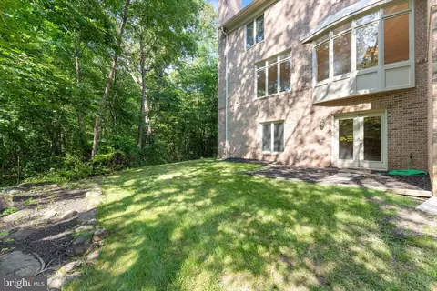 Exterior - 12016 Creekbend Dr, Reston, VA 20194 photo 17 of 25