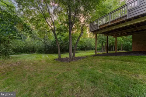 Exterior - 12016 Creekbend Dr, Reston, VA 20194 photo 10 of 25