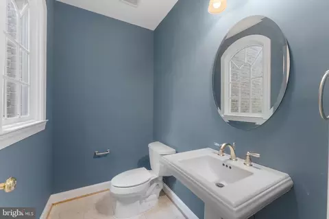 Entry Way - 12016 Creekbend Dr, Reston, VA 20194 photo 7 of 15