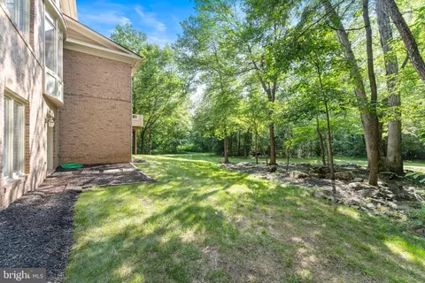 Exterior - 12016 Creekbend Dr, Reston, VA 20194 photo 18 of 25