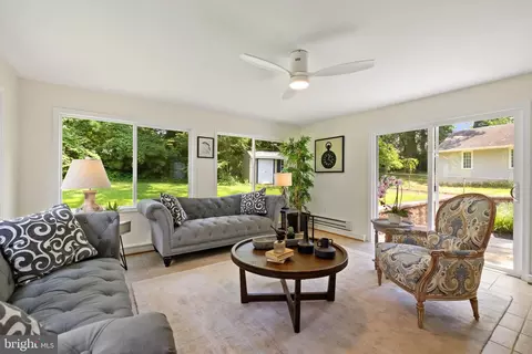 5518 Kathleen Pl, Springfield, VA 22151 photo 14