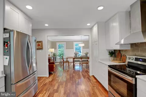 Kitchen - 11808 Grey Birch Pl, Reston, VA 20191 photo 3 of 5