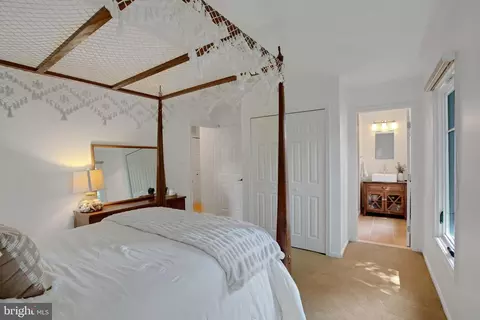 Bedroom - 11808 Grey Birch Pl, Reston, VA 20191 photo 10 of 10