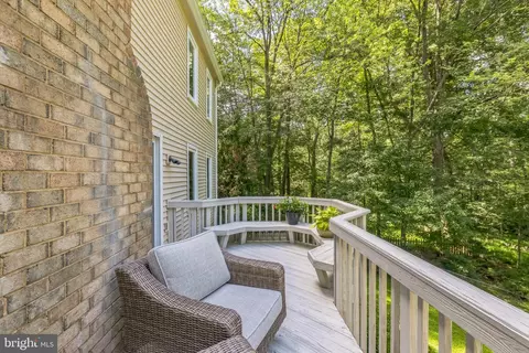 Exterior - 11808 Grey Birch Pl, Reston, VA 20191 photo 4 of 9
