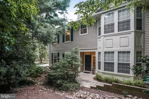 11402 Gate Hill Pl # -P, Reston, VA 20194