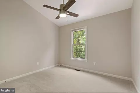 8037 Tanworth Ct, Springfield, VA 22152 photo 33