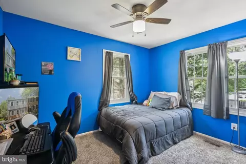 Bedroom - 8456 Kitchener Dr, Springfield, VA 22153 photo 3 of 6