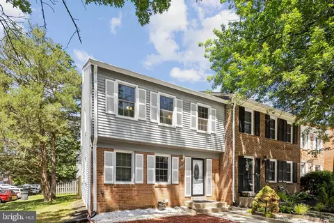 8456 Kitchener Dr, Springfield, VA 22153