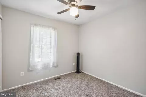 Bedroom - 8456 Kitchener Dr, Springfield, VA 22153 photo 6 of 6