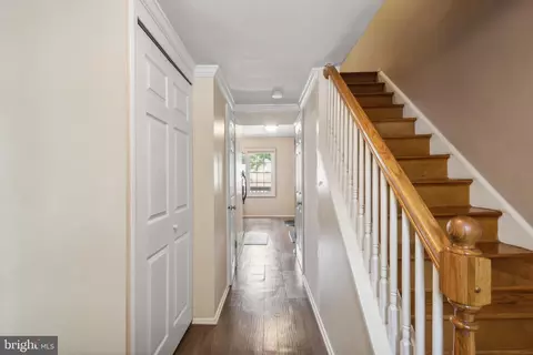 Entry Way - 8456 Kitchener Dr, Springfield, VA 22153 photo 7 of 7