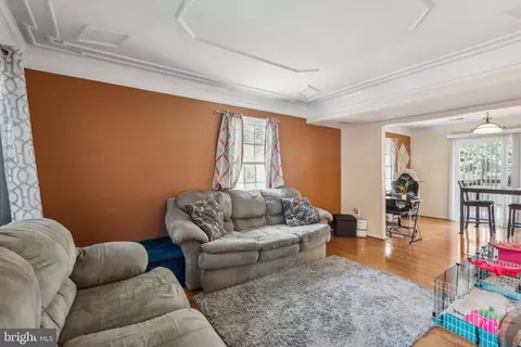 Entry Way - 8456 Kitchener Dr, Springfield, VA 22153 photo 1 of 7