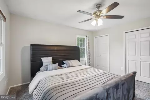 Bedroom - 8456 Kitchener Dr, Springfield, VA 22153 photo 2 of 6